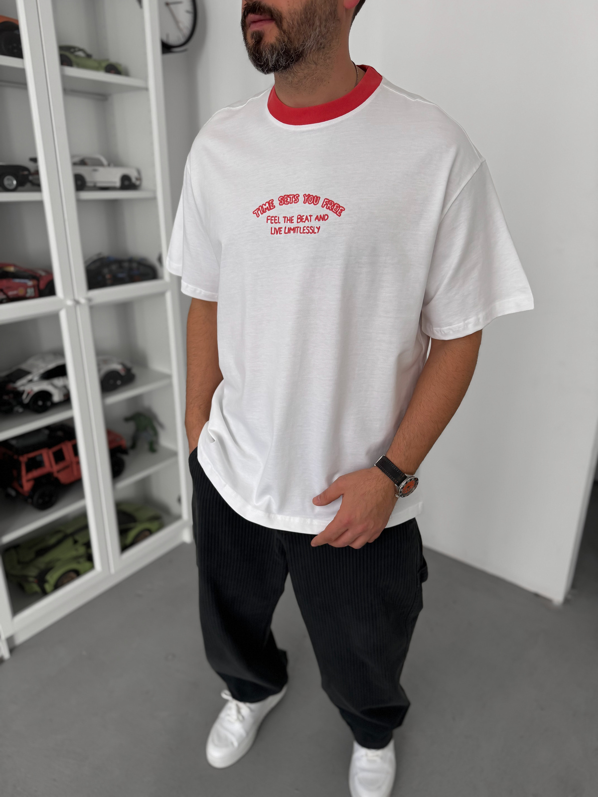 Nar Çiçeği Yazı Nakışlı Oversize T-Shirt C-028