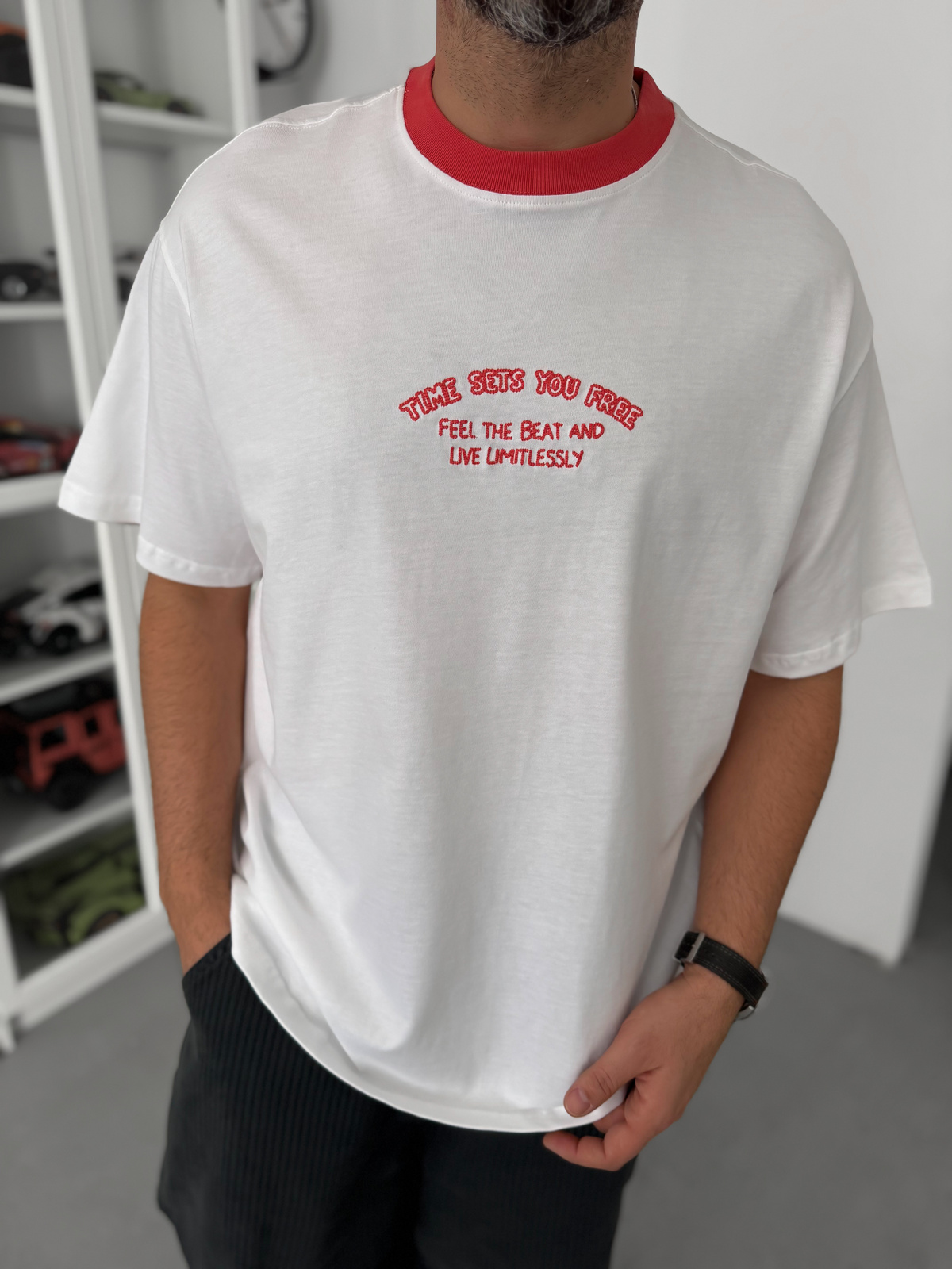 Nar Çiçeği Yazı Nakışlı Oversize T-Shirt C-028