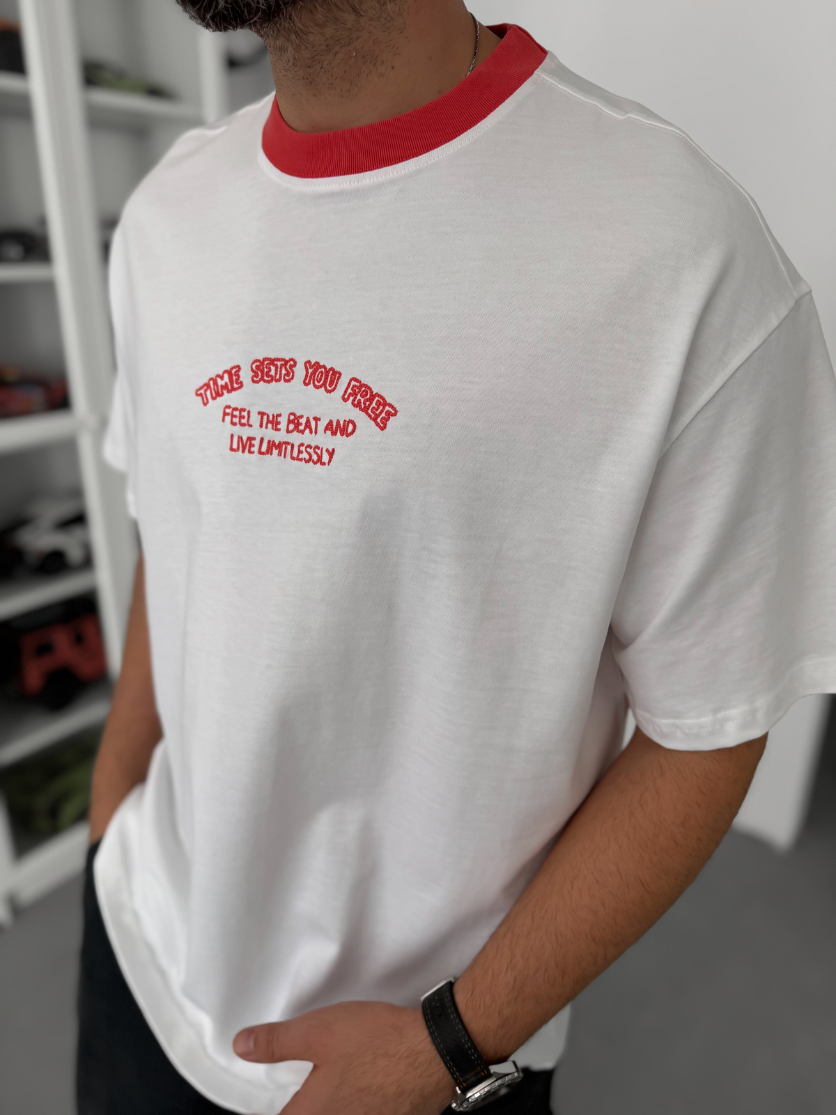 Nar Çiçeği Yazı Nakışlı Oversize T-Shirt C-028