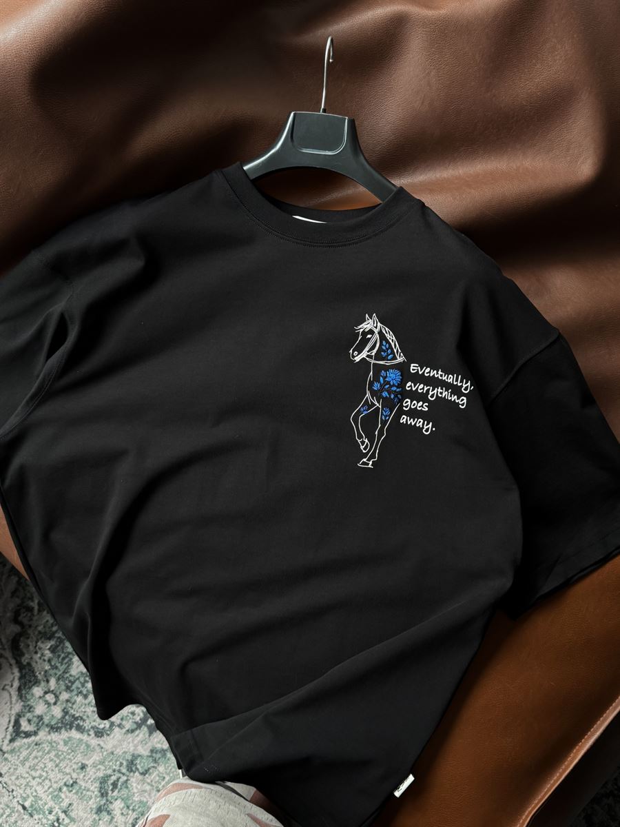 Siyah Çiçek Nakışlı Oversize T-Shirt SW-5054