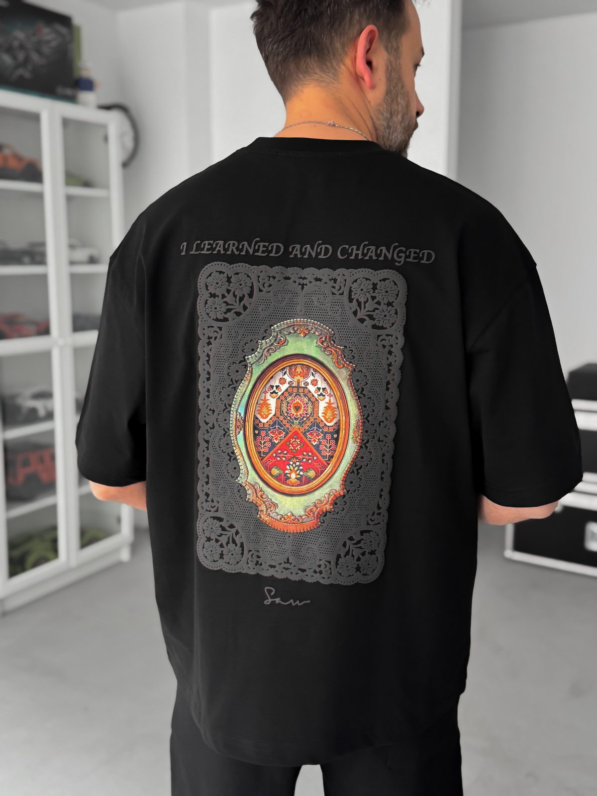 Siyah Renkli Ayna Halı Oversize T-Shirt SW-5092