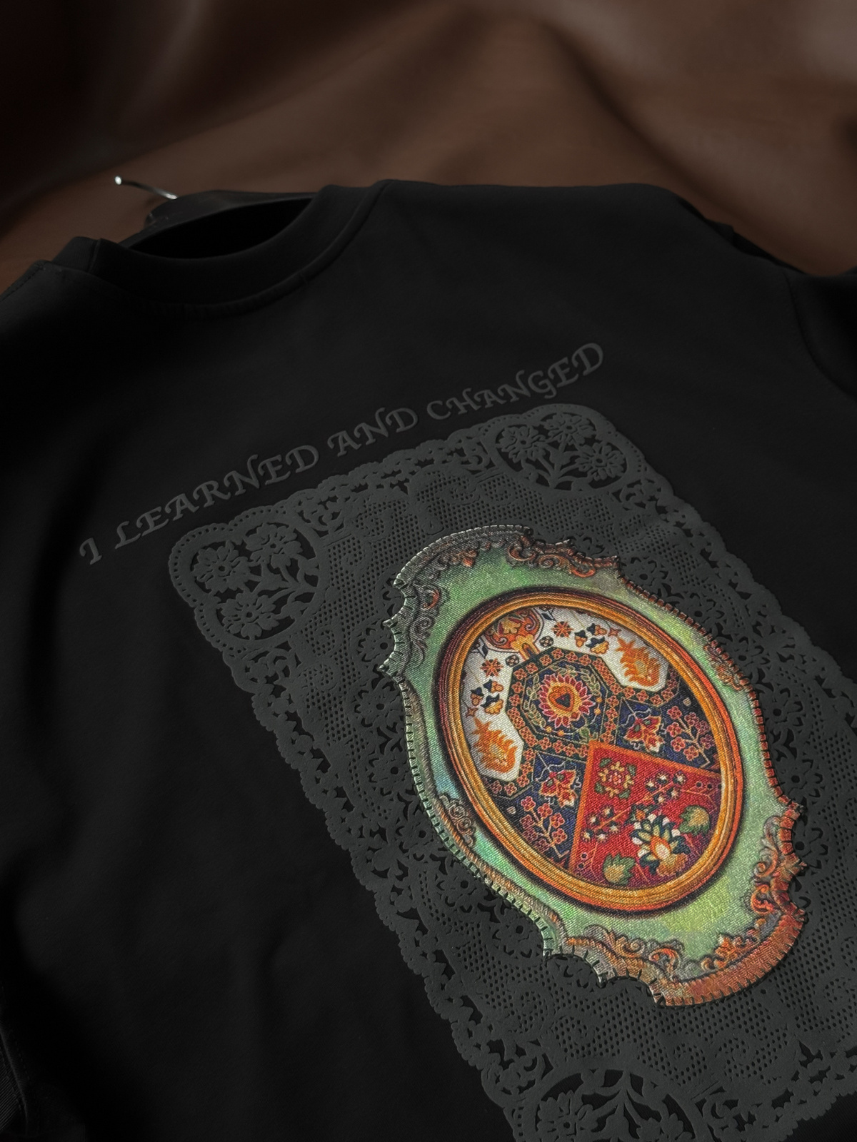 Siyah Renkli Ayna Halı Oversize T-Shirt SW-5092