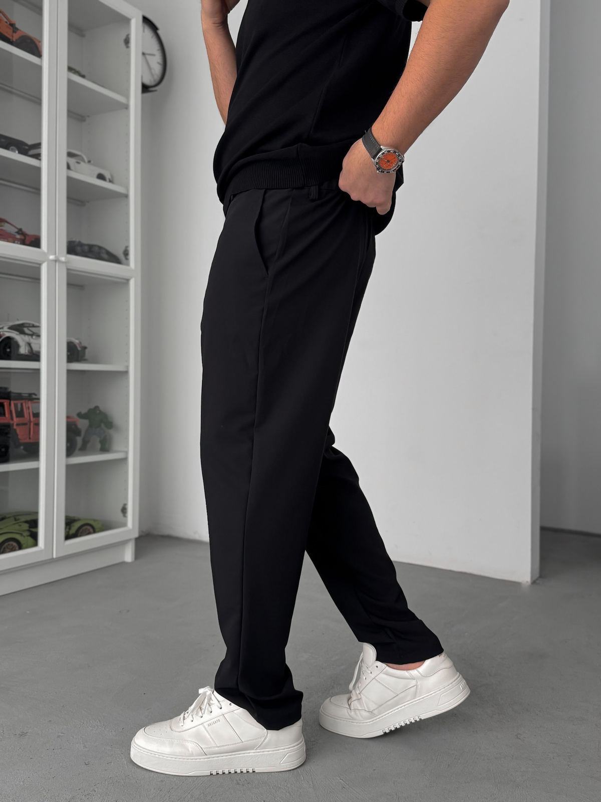 Siyah Regular Kalıp Kumaş Pantolon TW-7083