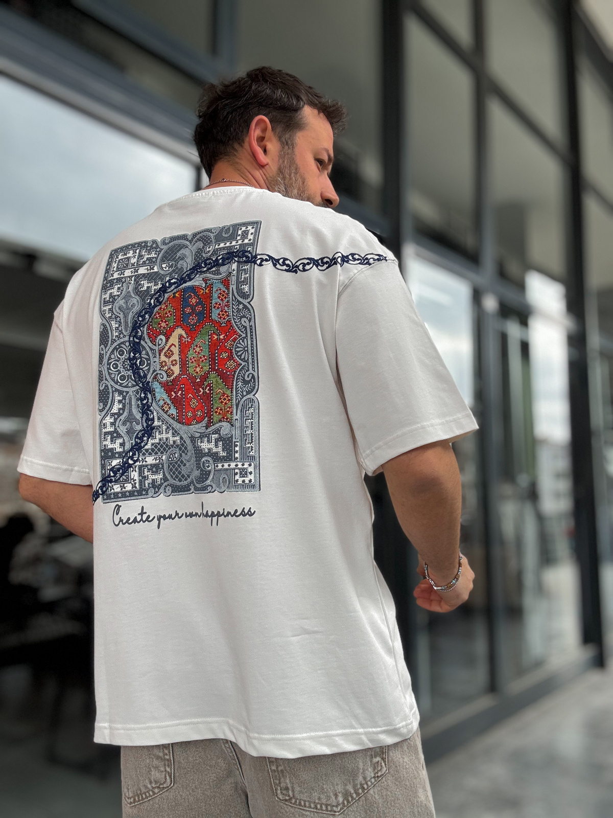 Beyaz Happiness Patchli Oversize T-Shirt SW-5125