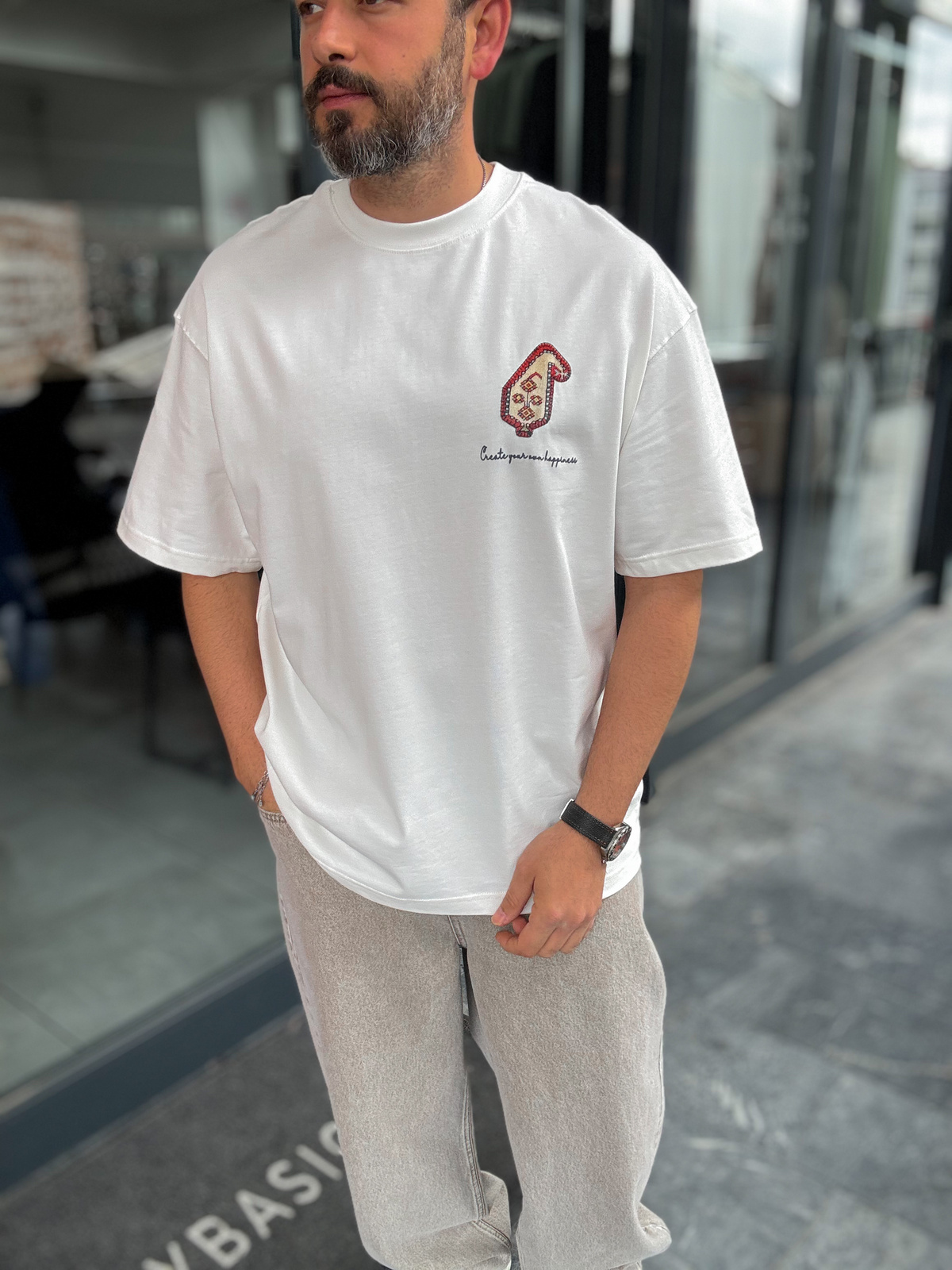 Beyaz Happiness Patchli Oversize T-Shirt SW-5125
