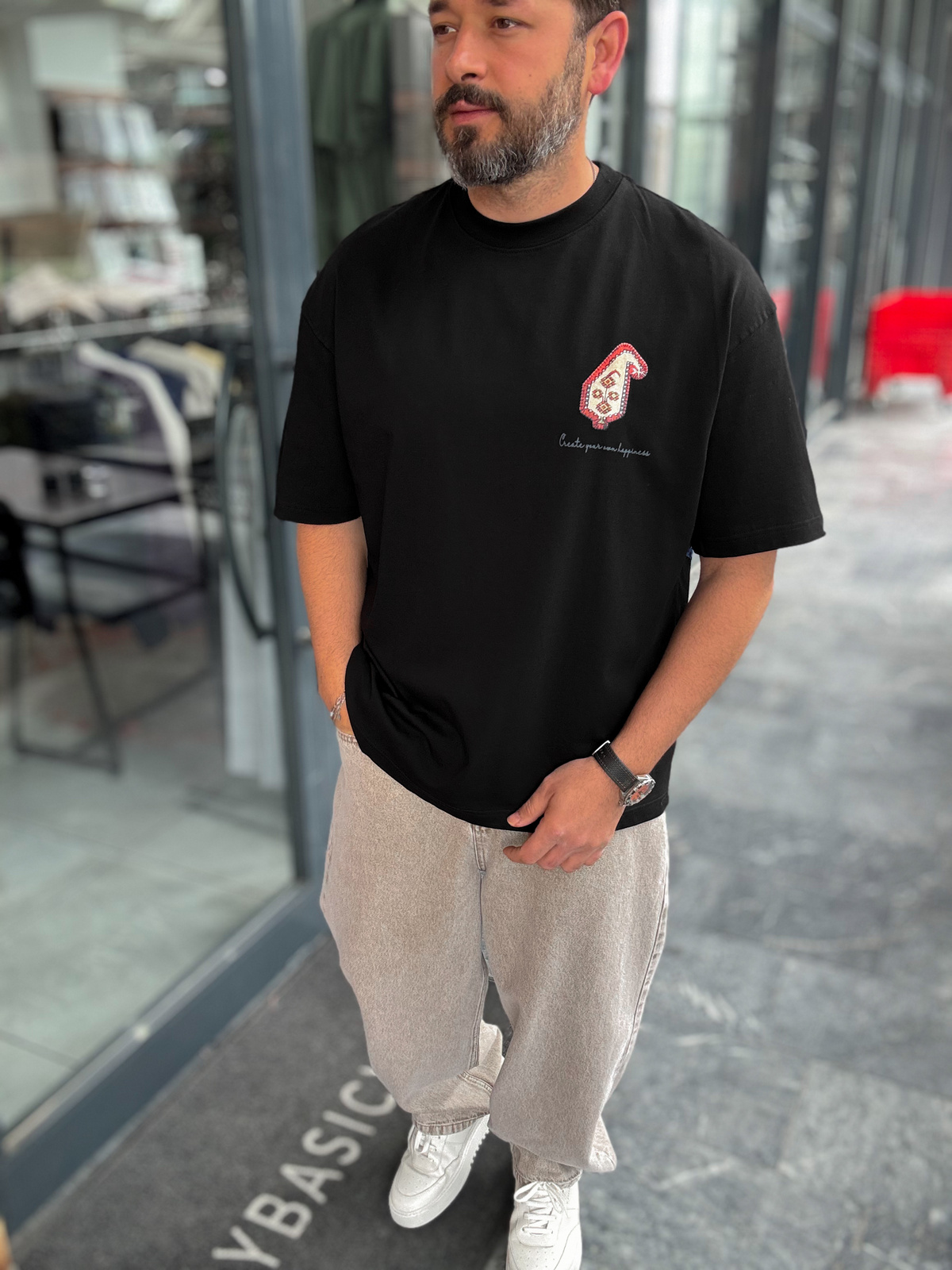 Siyah Happiness Patchli Oversize T-Shirt SW-5125