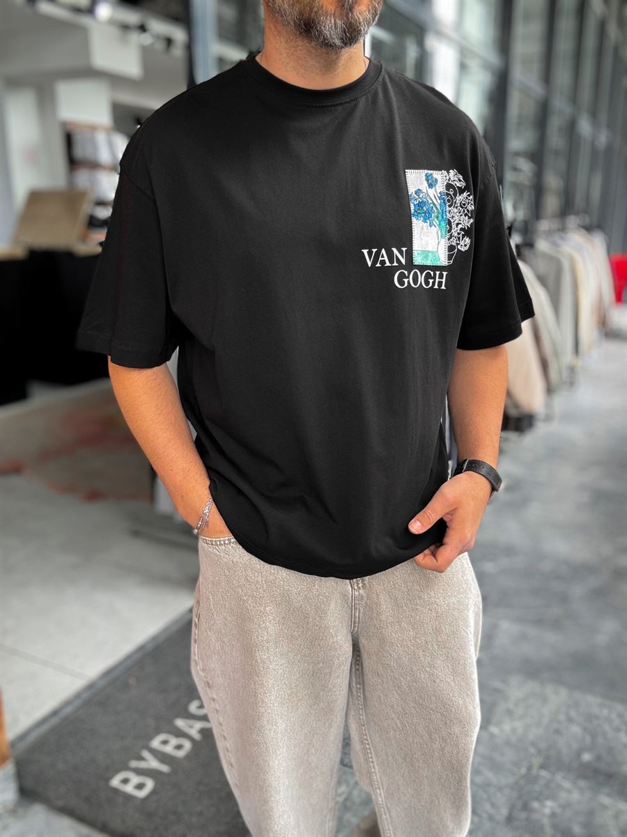 Siyah Saksı Nakışlı Oversize T-Shirt SW-5141