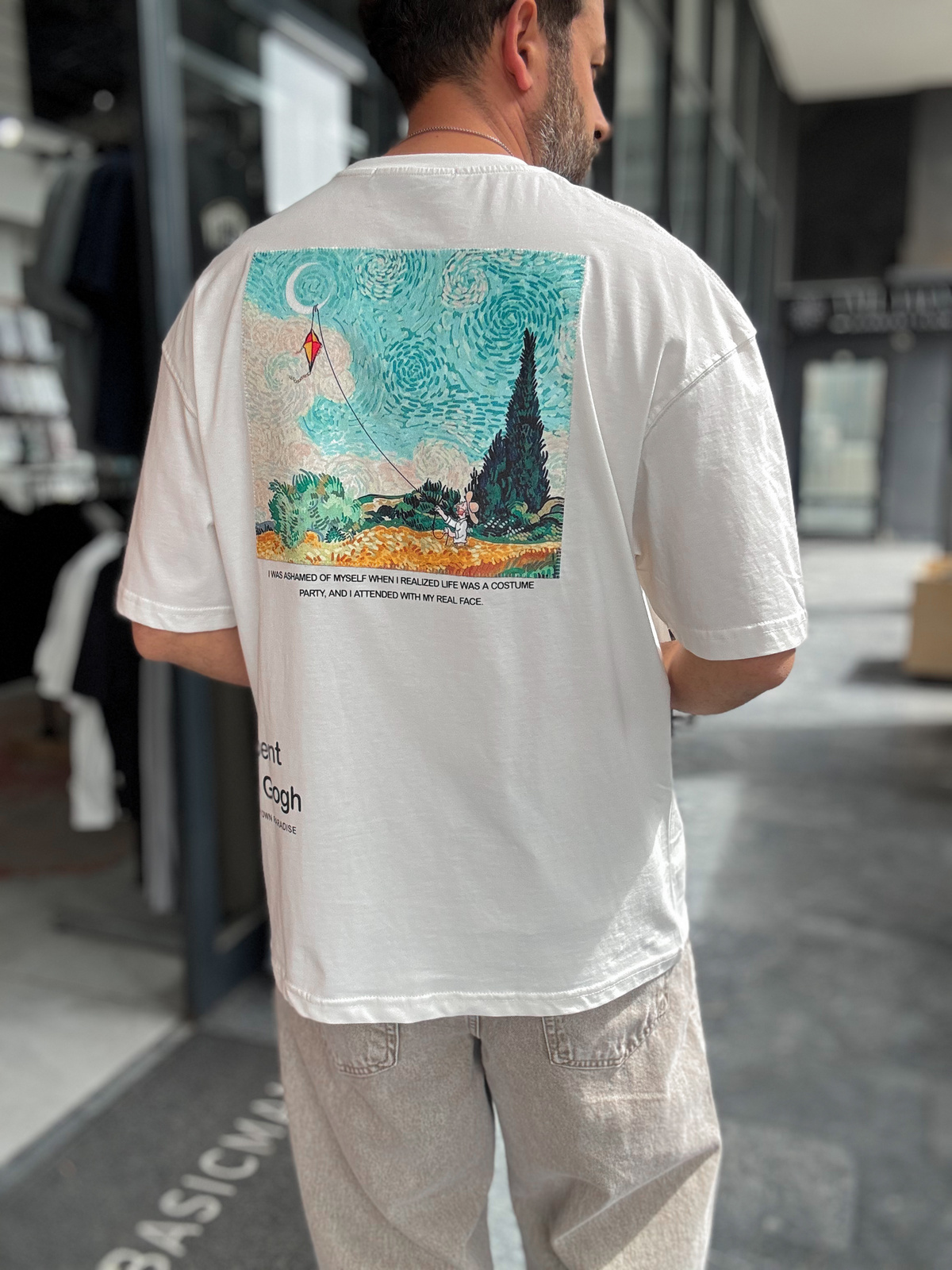 Beyaz Uçurtma Patchli Oversize T-Shirt SW-5143