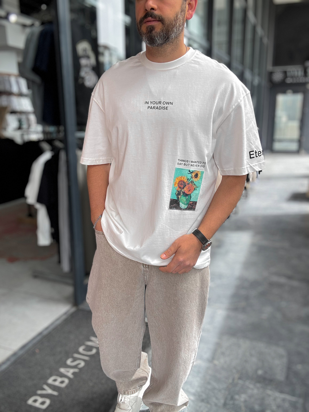 Beyaz Uçurtma Patchli Oversize T-Shirt SW-5143