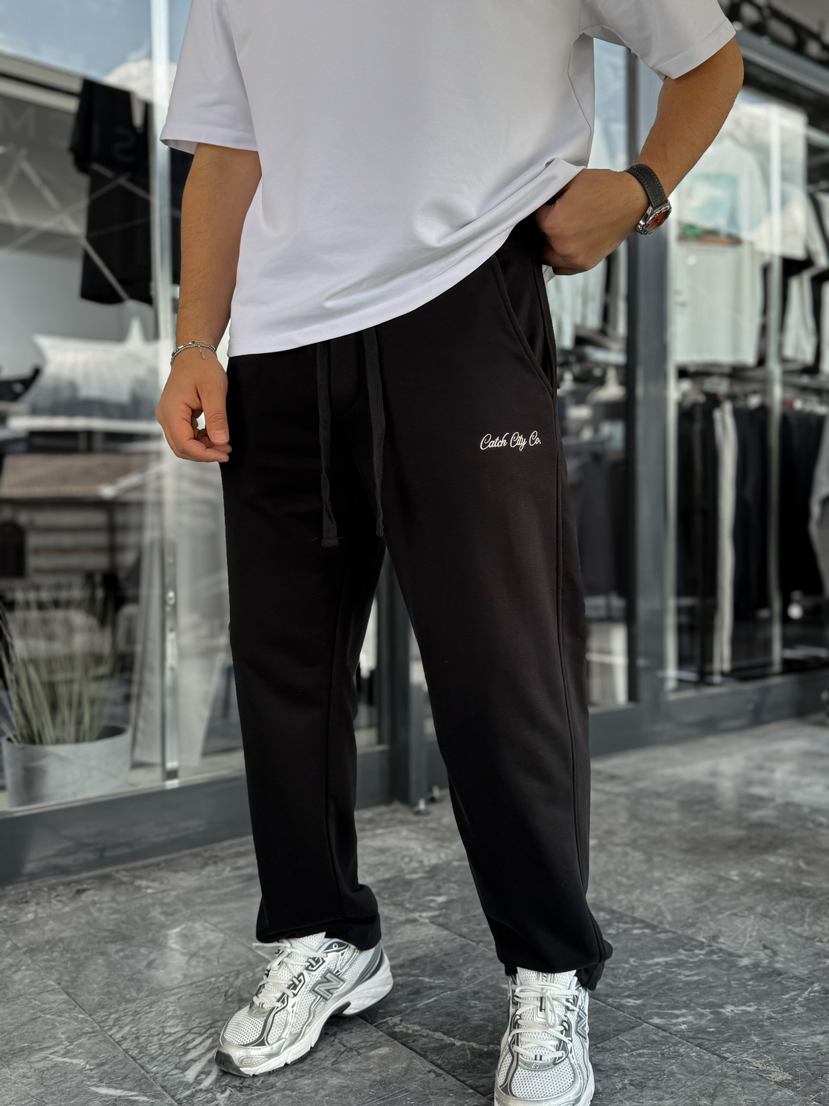 Siyah Nakışlı Baggy Eşofman C-6620