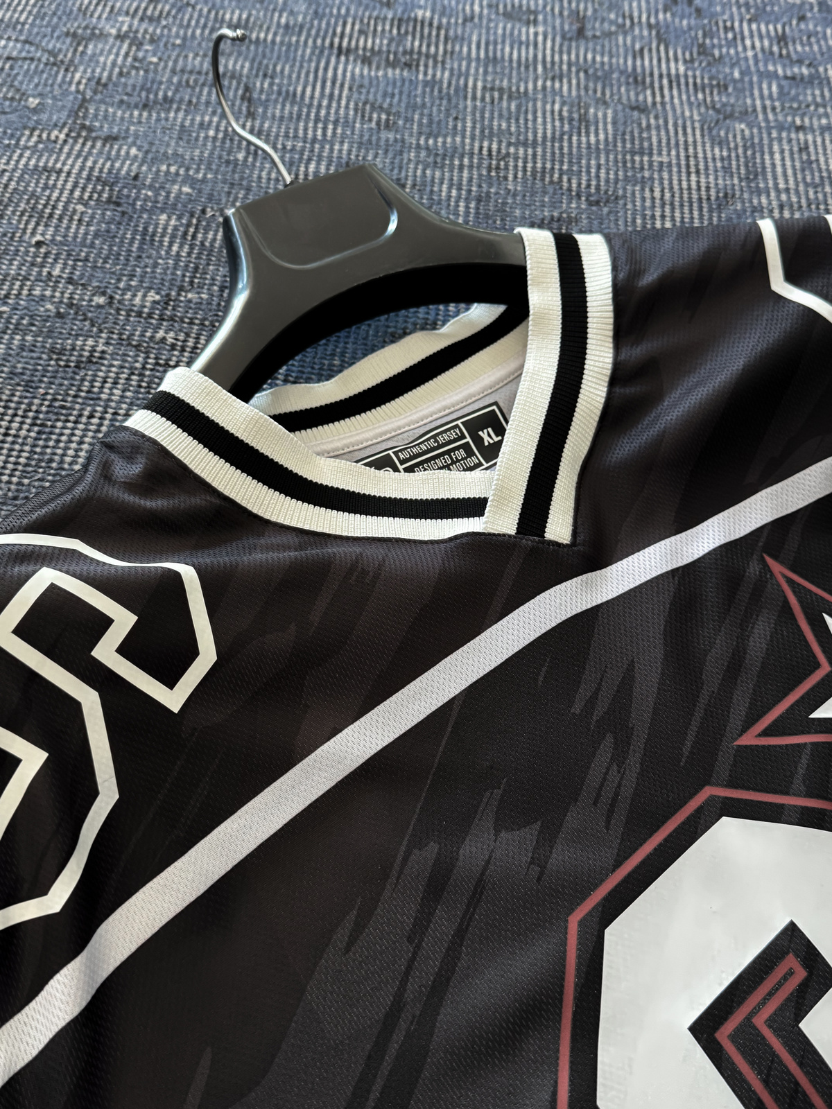 Siyah Saint Tears Baskılı Oversize Forma JJ-195