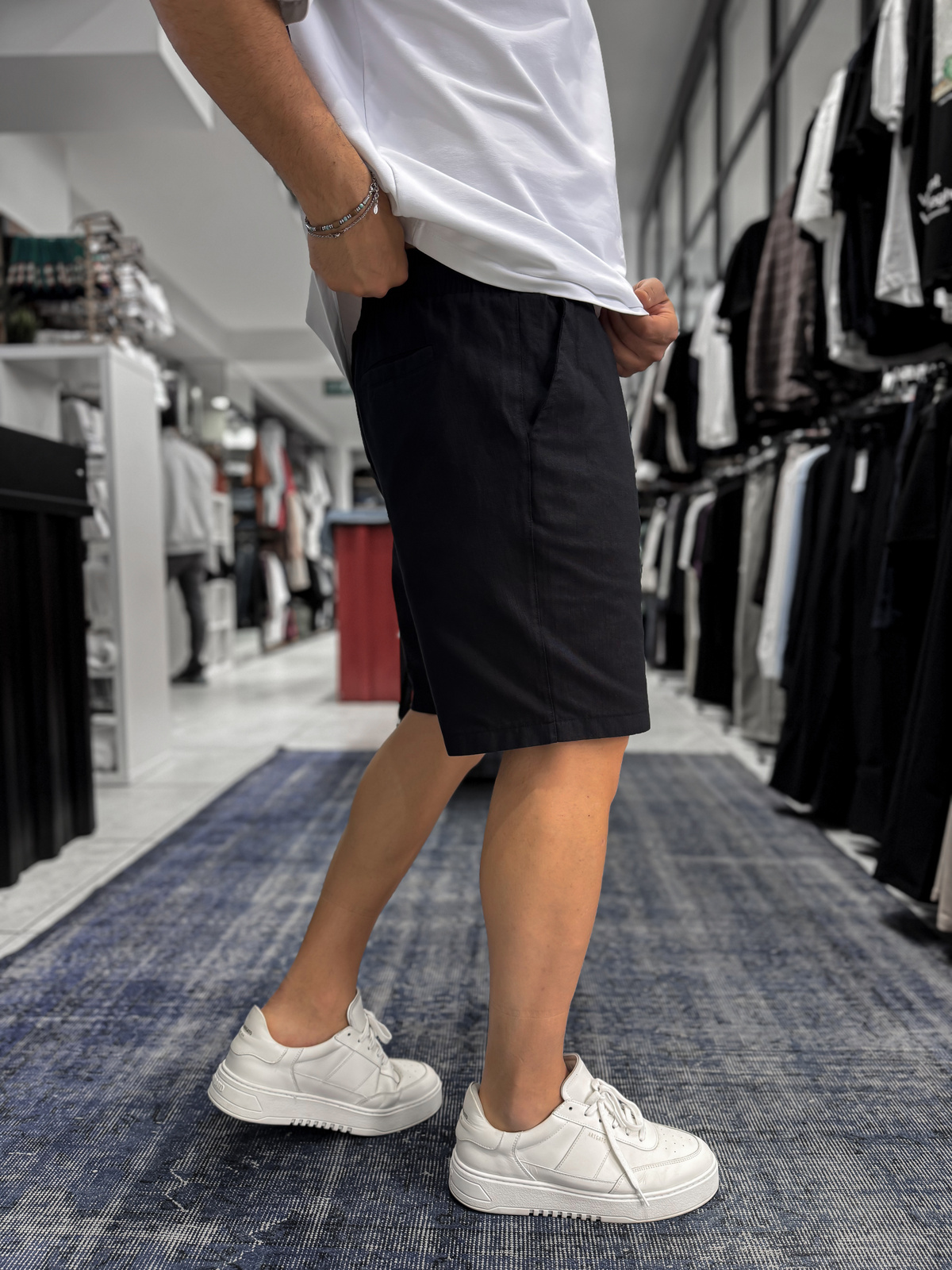 Siyah Keten Dokulu Basic Şort LNS-3123