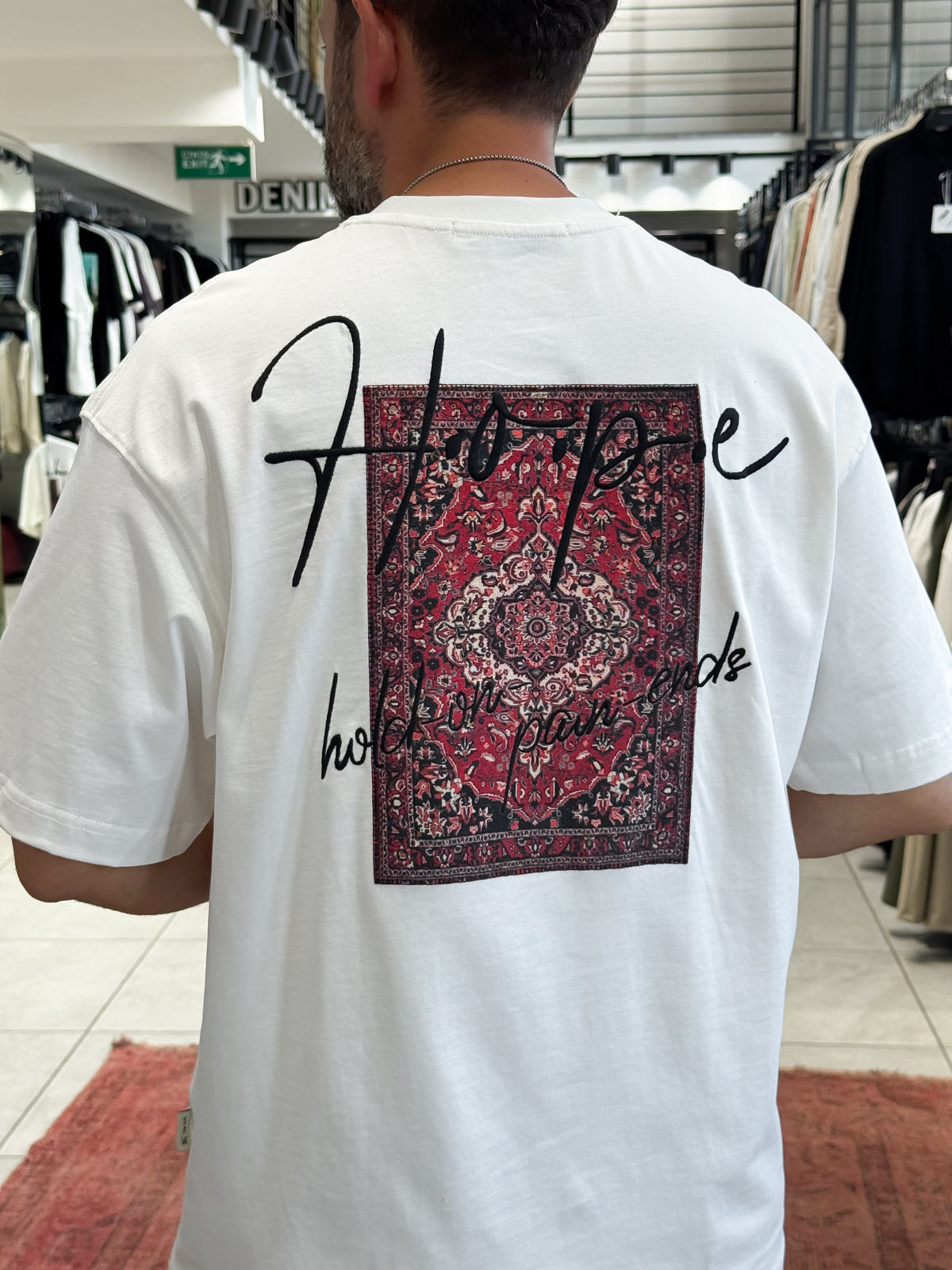 Beyaz Hope Halı Patchli Oversize T-Shirt SW-5064