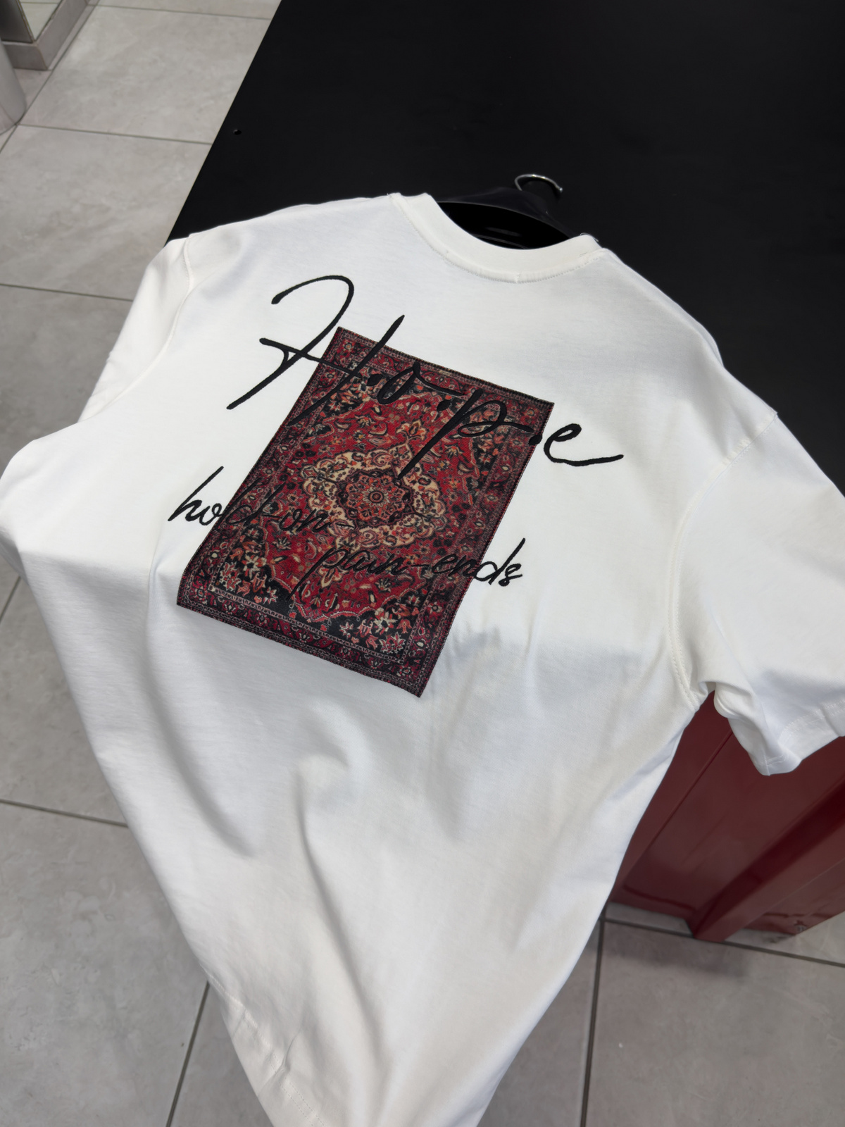 Beyaz Hope Halı Patchli Oversize T-Shirt SW-5064