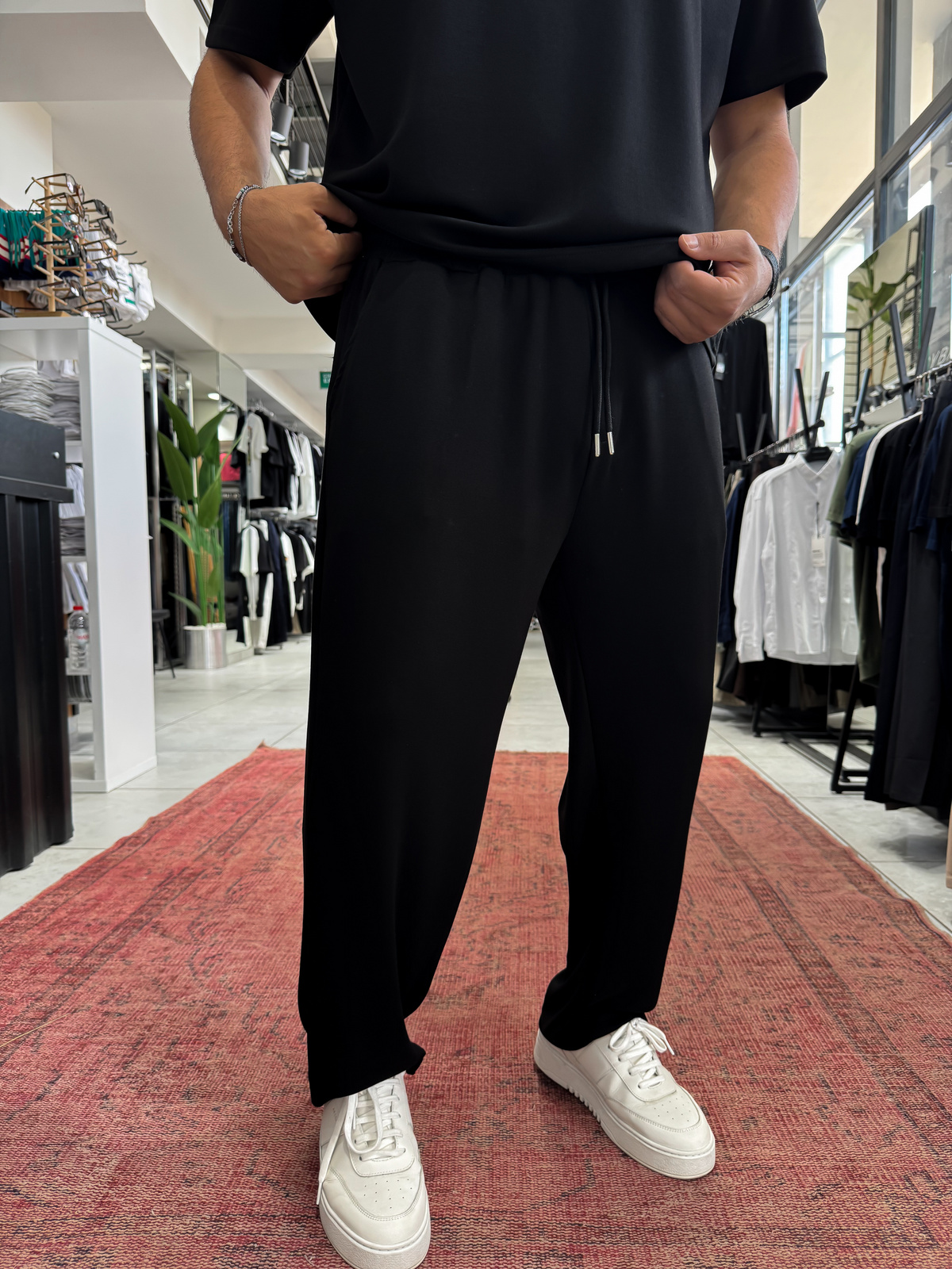 Siyah Basic Modal Kumaş Boru Paça Eşofman RSP