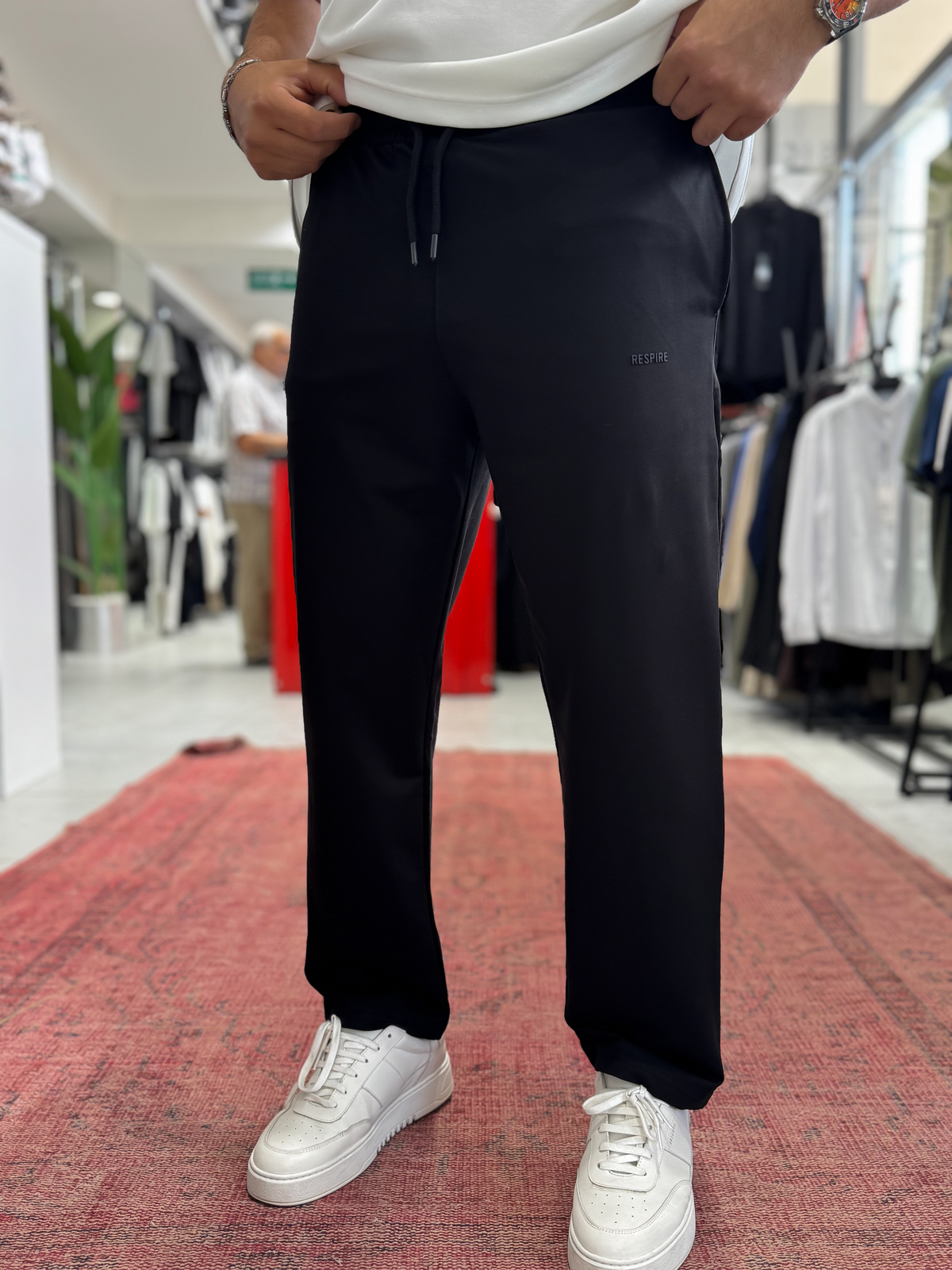 Siyah Kabartmalı Basic Eşofman RES-001