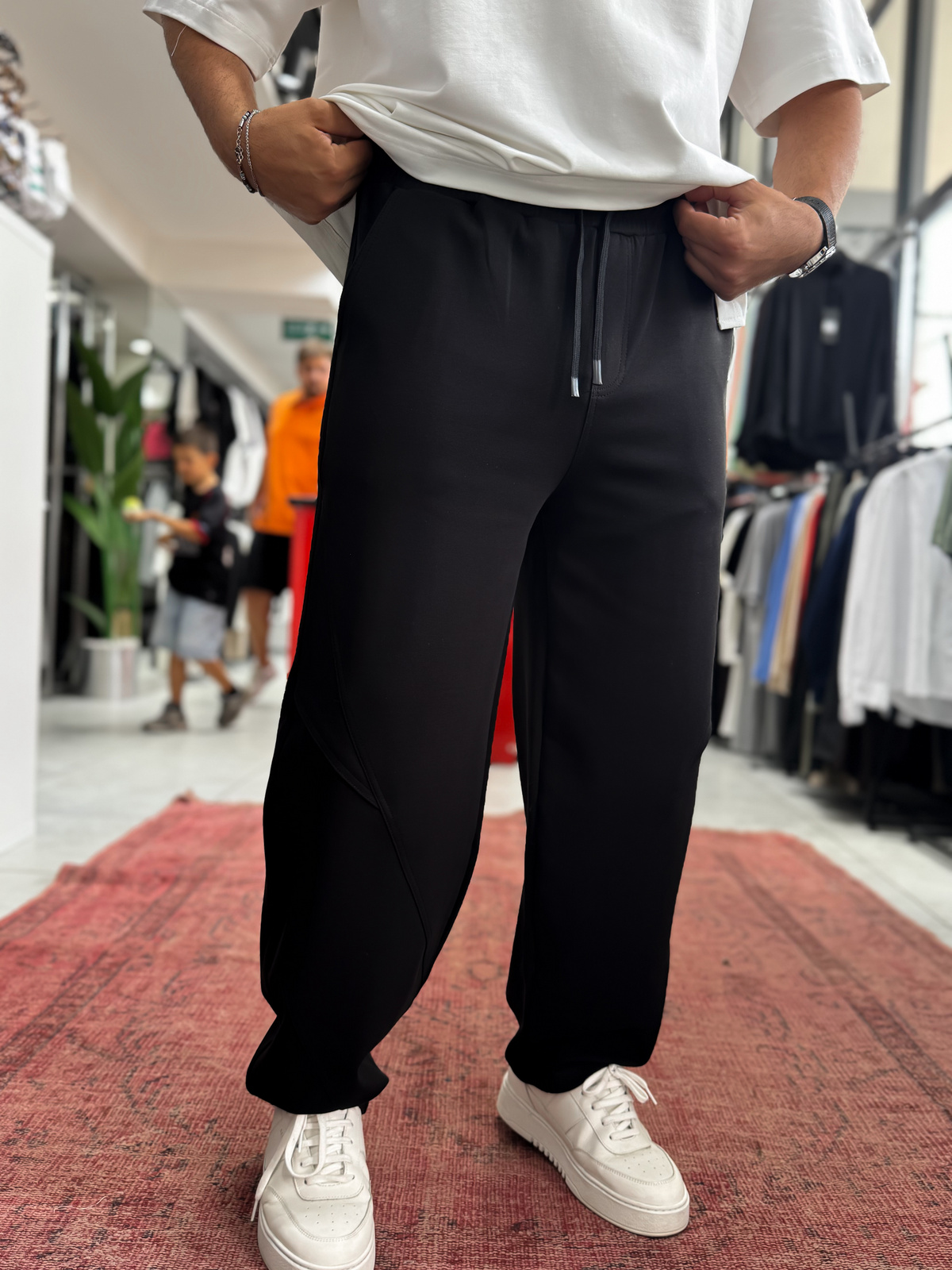 Siyah Diz Detaylı Baggy Eşofman BLA-738