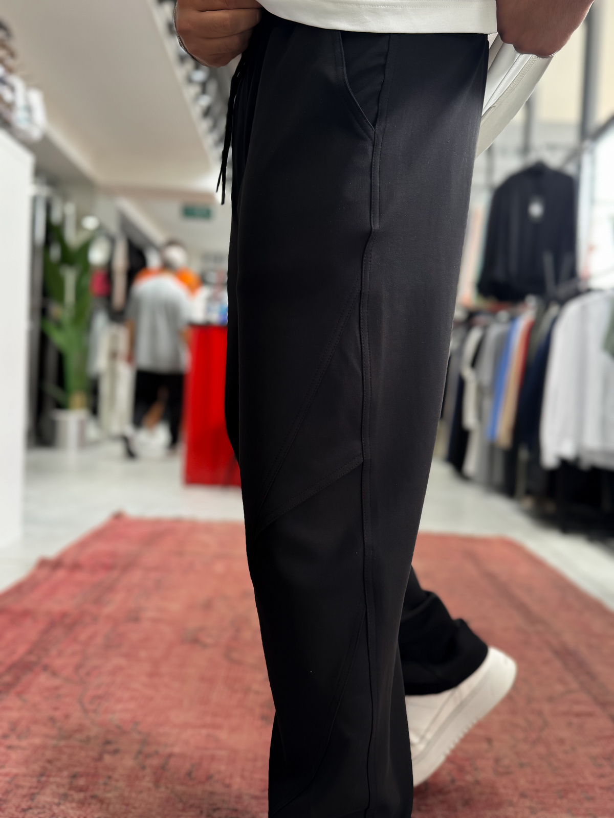 Siyah Diz Detaylı Baggy Eşofman BLA-738