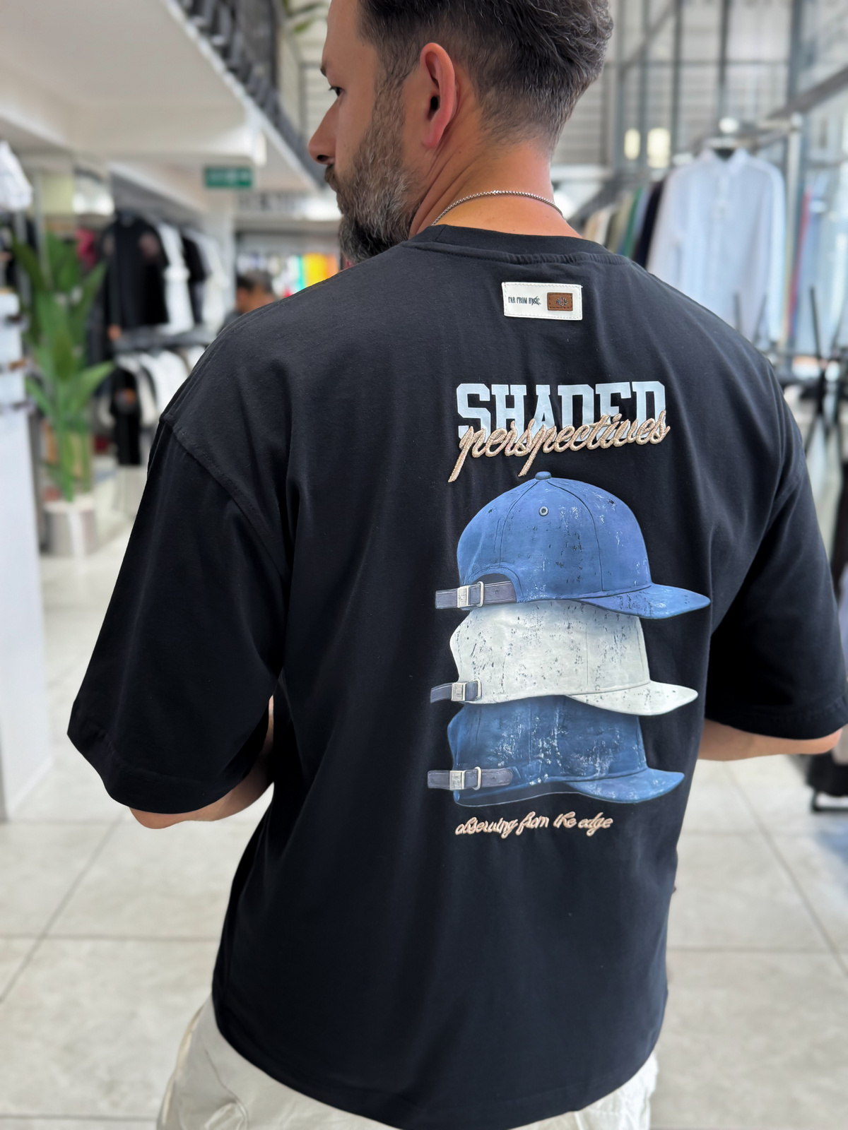 Siyah Sırt Şapka Baskılı Oversize T-Shirt RES-1127