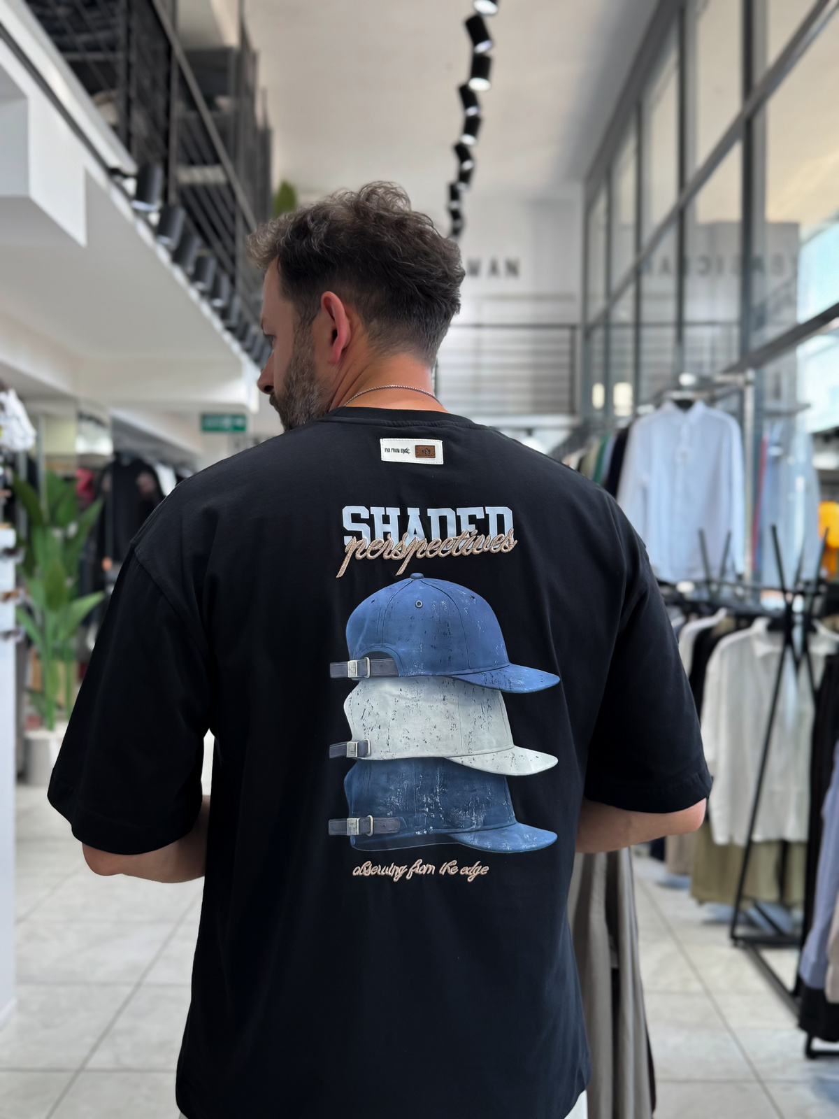 Siyah Sırt Şapka Baskılı Oversize T-Shirt RES-1127