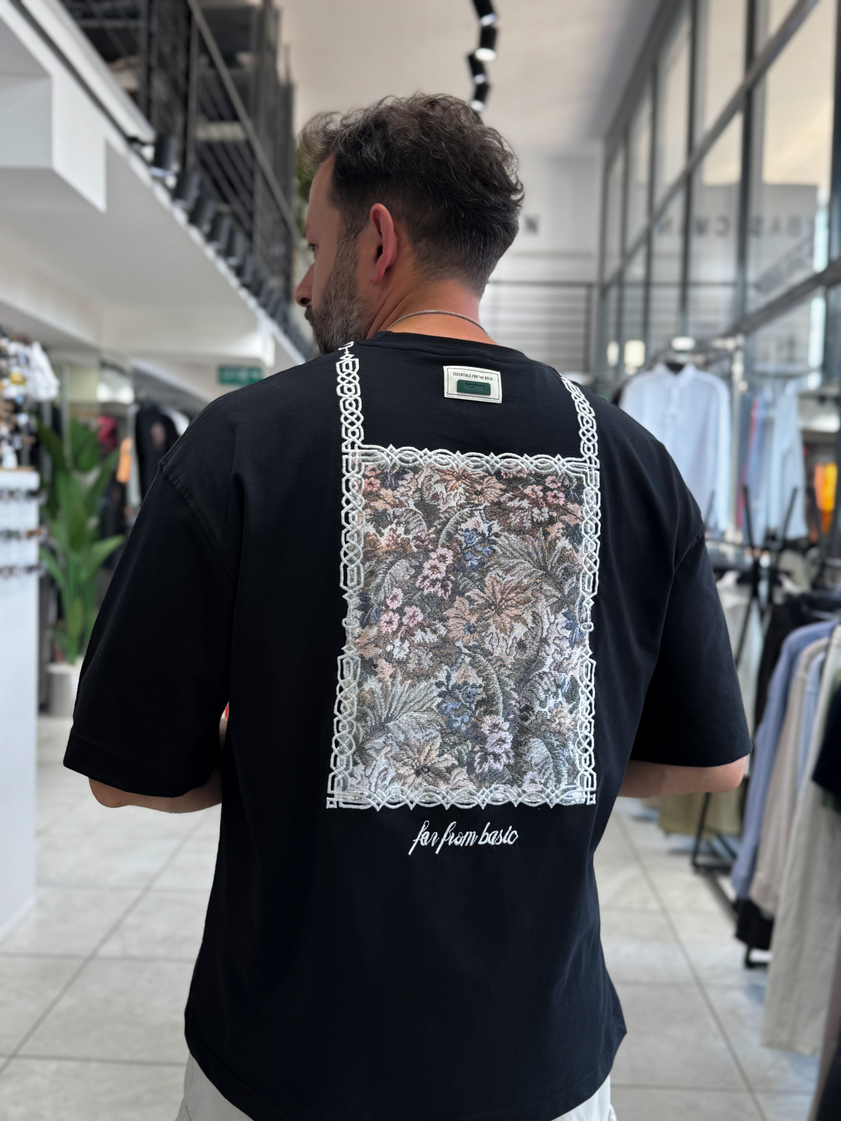 Siyah Vintage Çiçek Patchli Oversize T-Shirt RES-1125