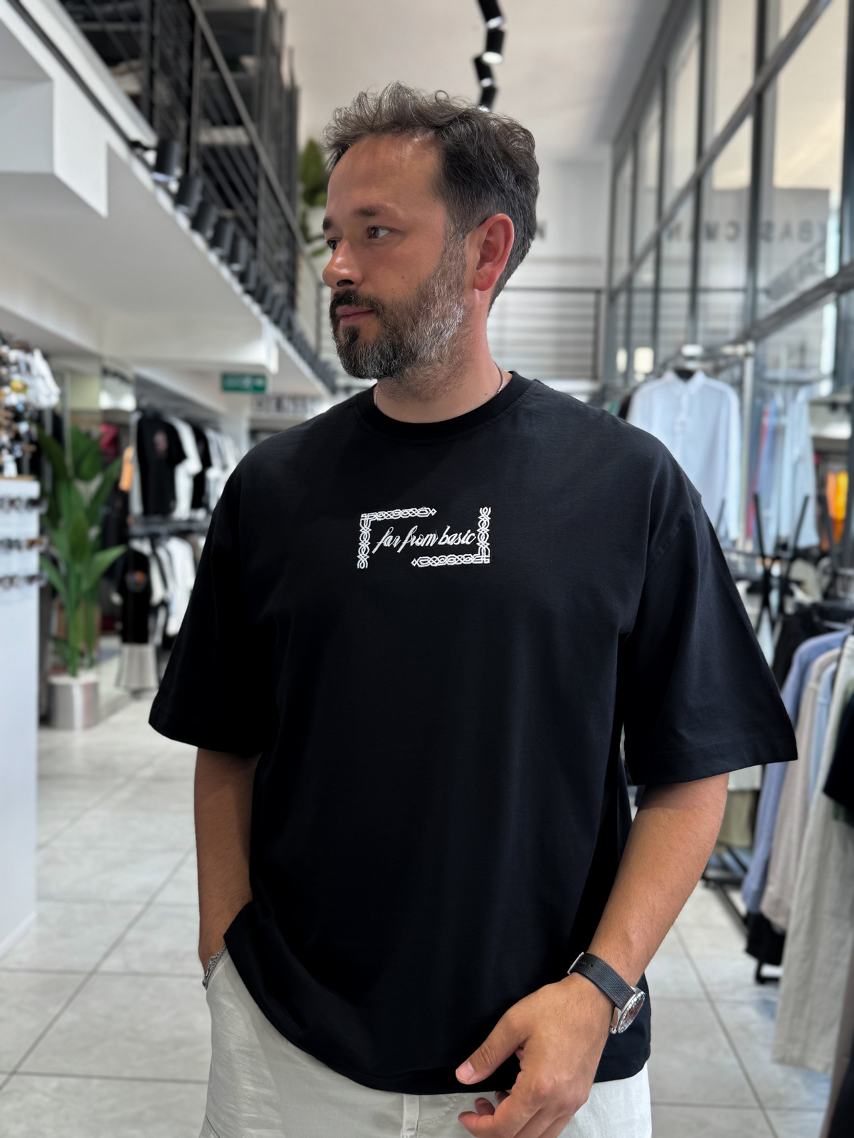 Siyah Vintage Çiçek Patchli Oversize T-Shirt RES-1125