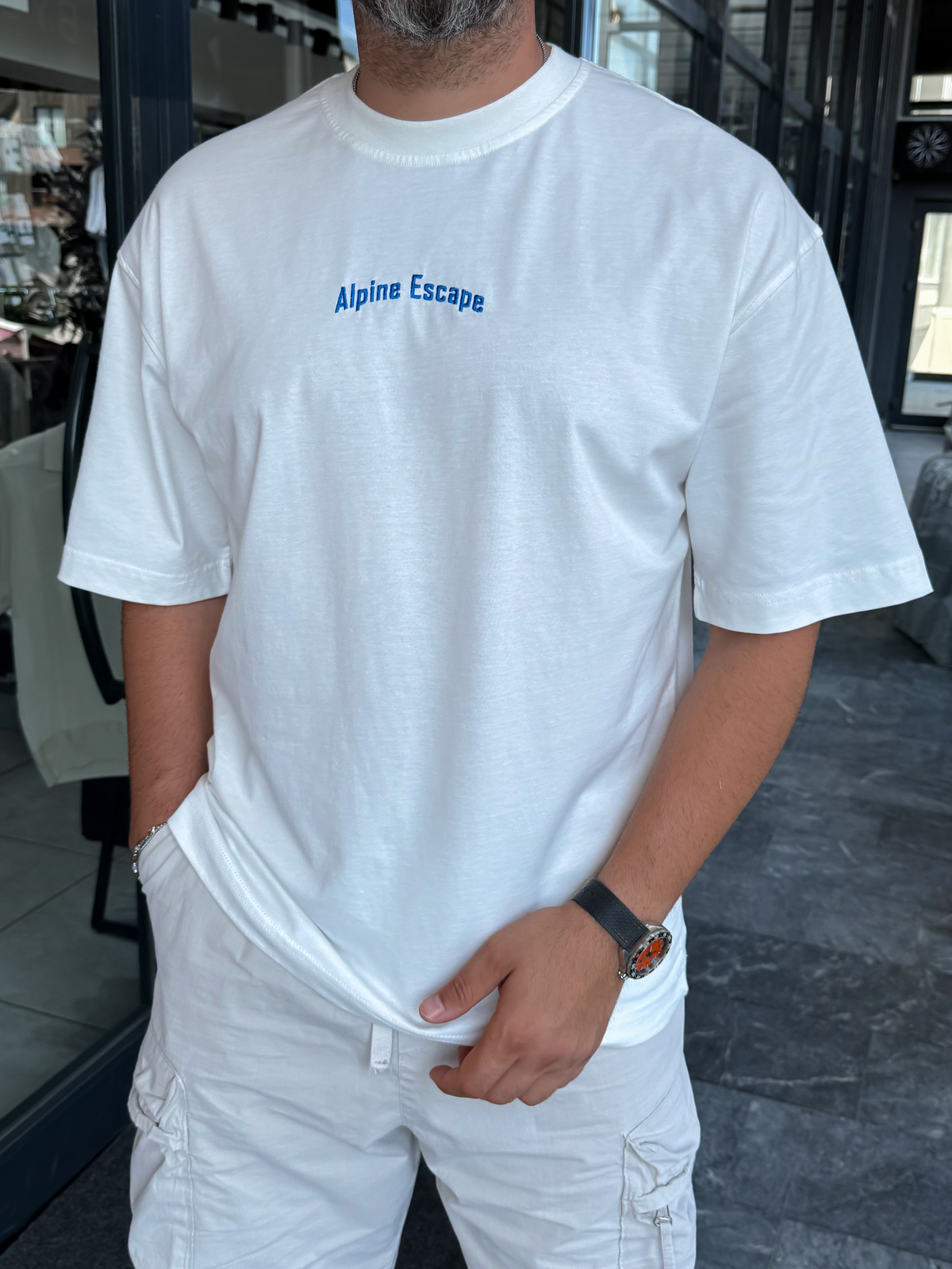 Beyaz Alpine Nakışlı Oversize T-Shirt RES-1131