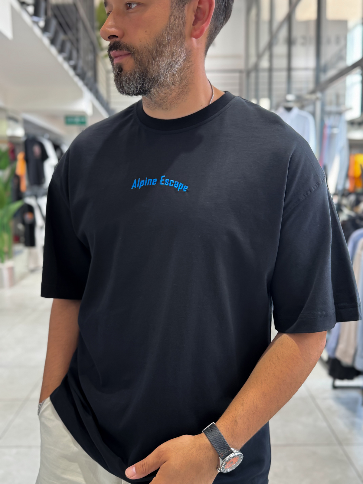 Siyah Alpine Nakışlı Oversize T-Shirt RES-1131